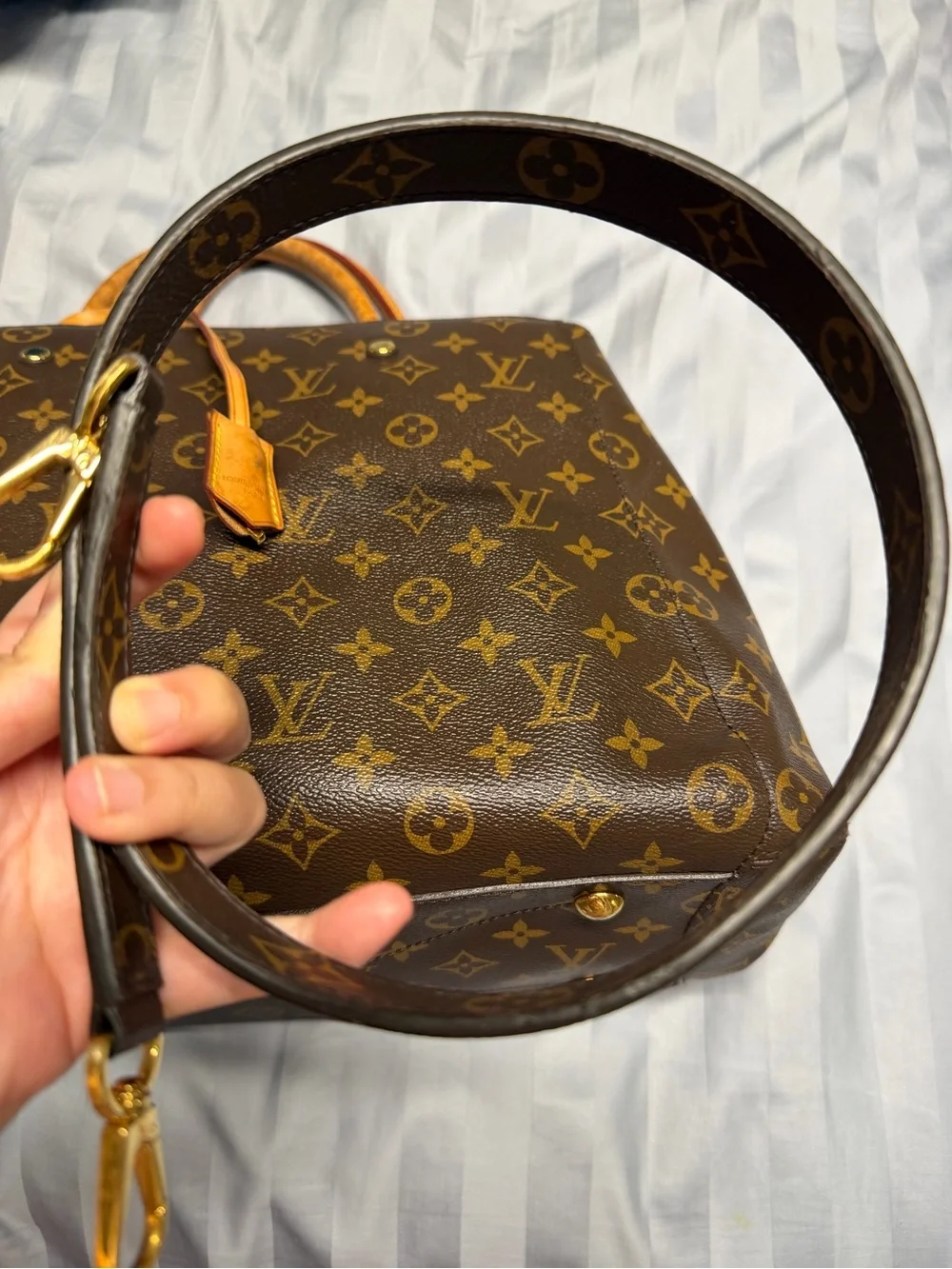 Louis Vuitton Monogram Canvas Montaigne GM shoulder bag